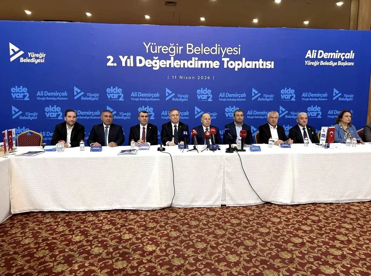 Yüreğir Belediye Başkanı'ndan Halka Taahhüt: "Yanında Olmaya Devam" Yüreğir Belediye Başkanı'ndan Halka Taahhüt: "Yanında Olmaya Devam"
