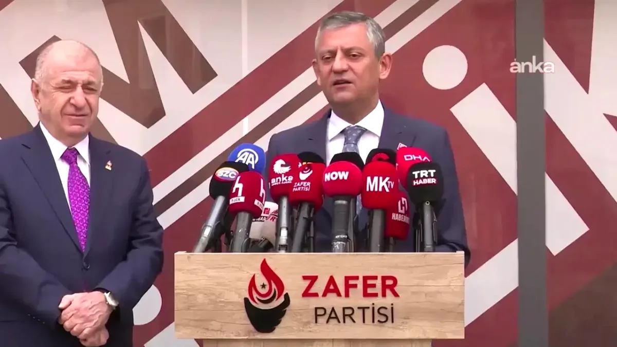 Özel'den Özdağ'a Ara Seçim Ziyareti: AKP Anketlerde Birinci Değil Özel'den Özdağ'a Ara Seçim Ziyareti: AKP Anketlerde Birinci Değil