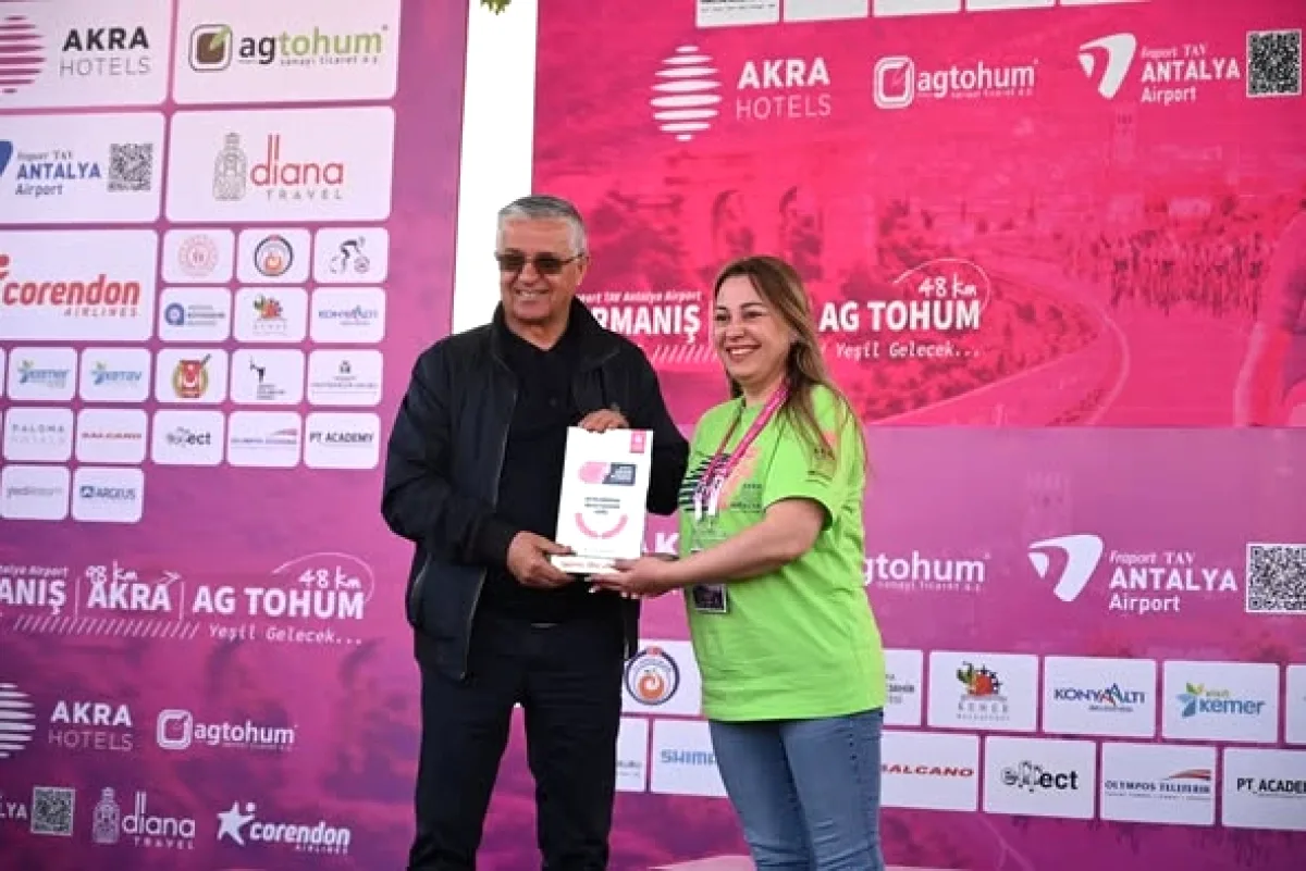 Antalya'da Bisiklet Şöleni: AKRA Gran Fondo Yarışları Tamamlandı Antalya'da Bisiklet Şöleni: AKRA Gran Fondo Yarışları Tamamlandı
