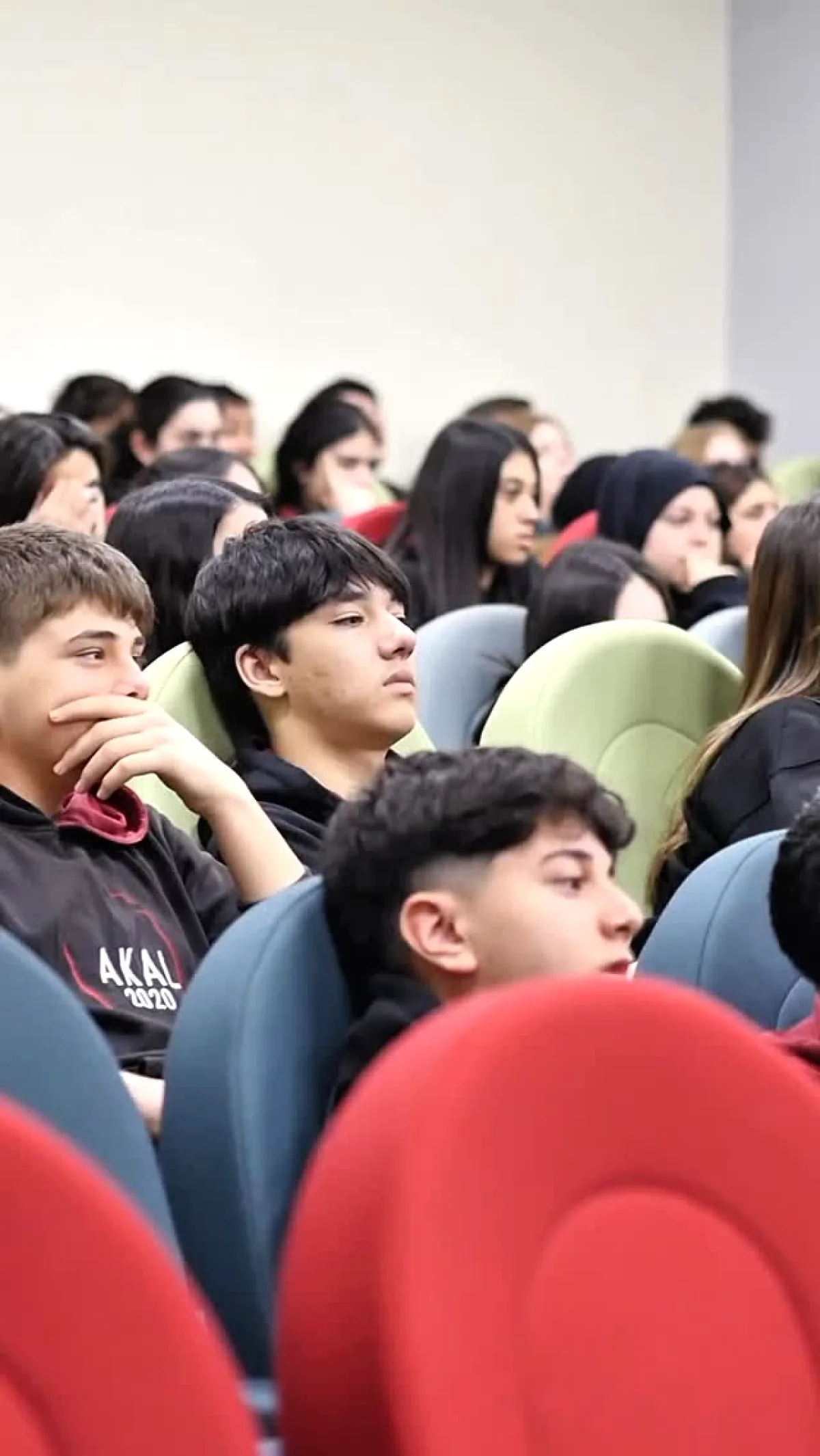 Gebze'de Liseler Arası Münazara Çeyrek Finali Başladı Gebze'de Liseler Arası Münazara Çeyrek Finali Başladı