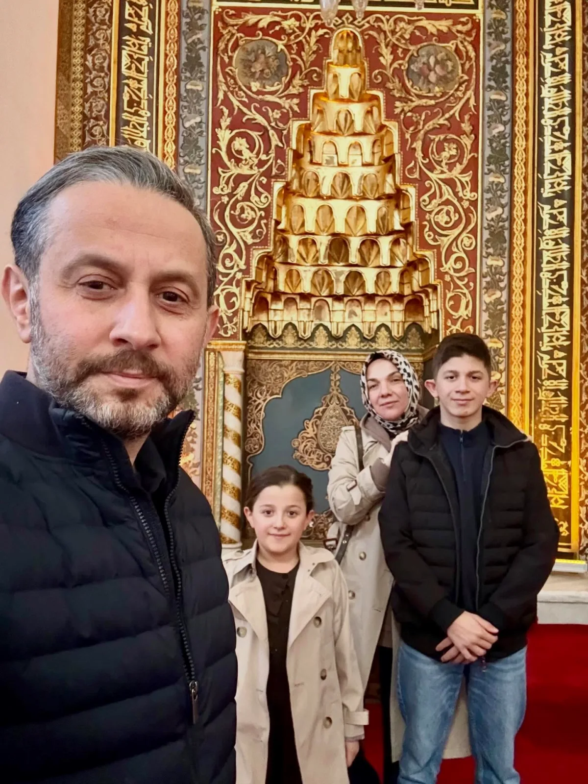 Bursa'da Aile Geleneği: Haftada 1 Saat Cami Kültürü Bursa'da Aile Geleneği: Haftada 1 Saat Cami Kültürü