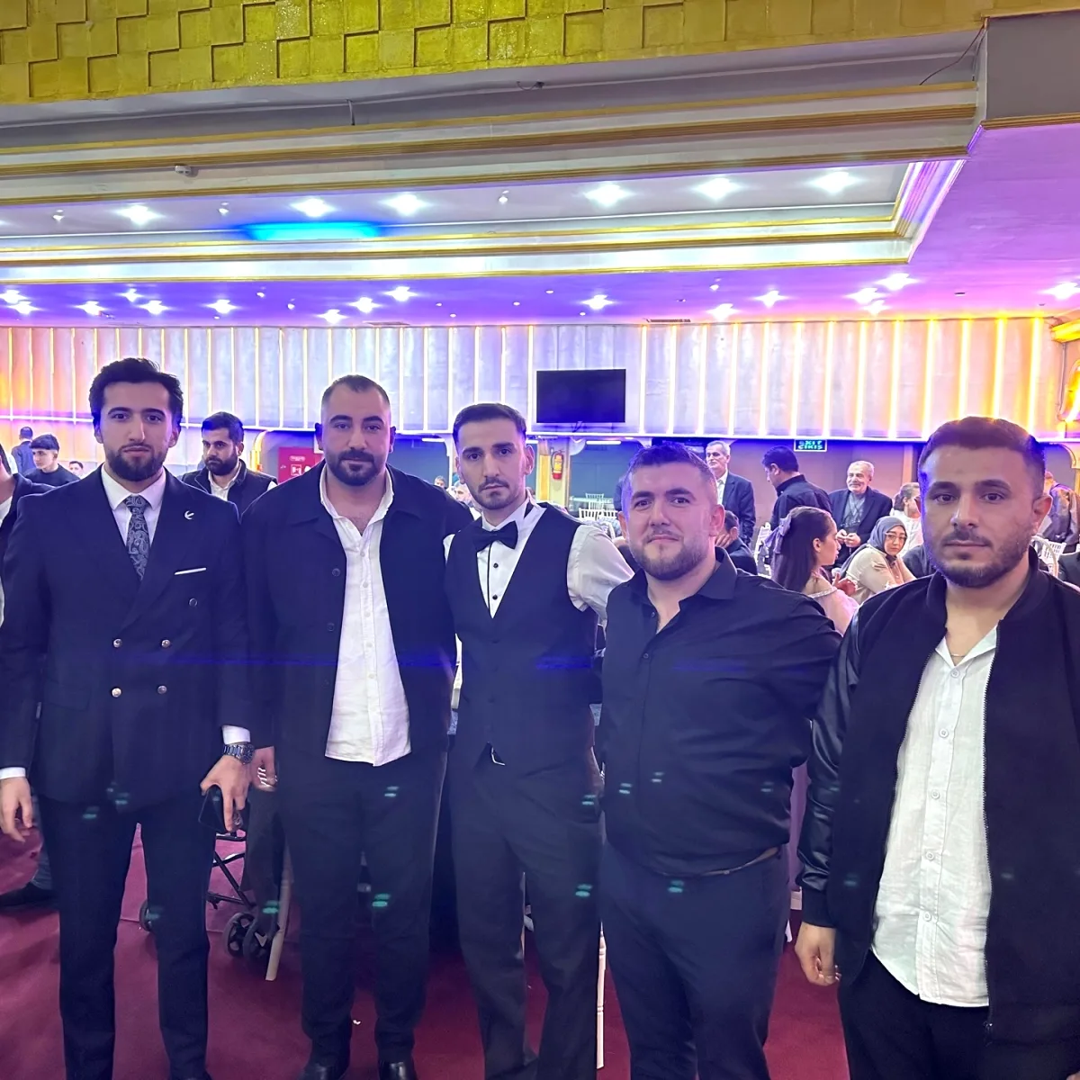 Yeniden Refah Partisi İstanbul Gençlik Kolları Düğün Merasiminde Yeniden Refah Partisi İstanbul Gençlik Kolları Düğün Merasiminde
