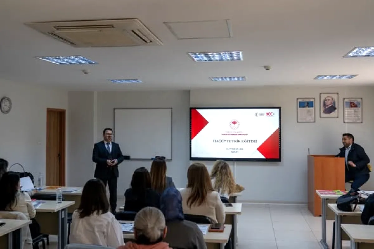 Adana'da Gıda Denetimlerini Güçlendirecek HACCP Eğitimi Sürüyor Adana'da Gıda Denetimlerini Güçlendirecek HACCP Eğitimi Sürüyor