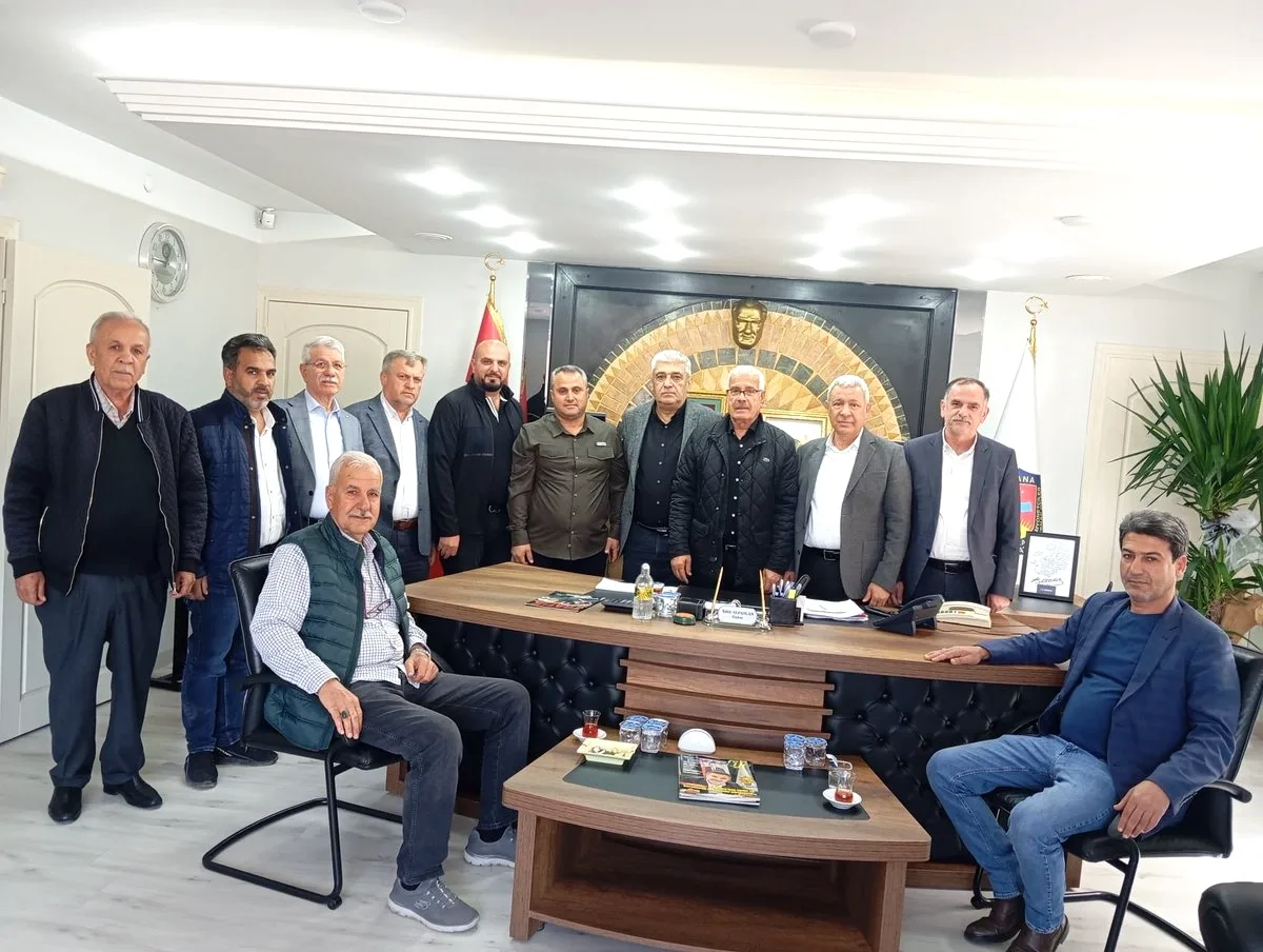 Taşımacı Esnafının Sesi Meclis'e Ulaştı: Adana'da Akaryakıt Krizi Taşımacı Esnafının Sesi Meclis'e Ulaştı: Adana'da Akaryakıt Krizi