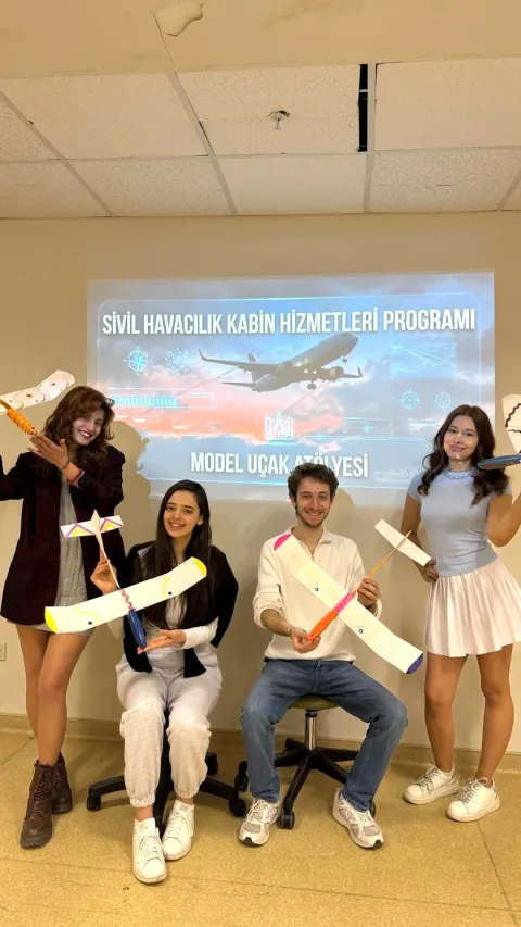İstanbul Şişli MYO Öğrencileri Model Uçak Atölyesinde Havacılık Tutkularını Pekiştirdi