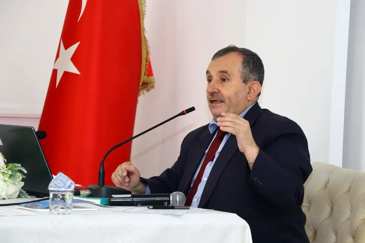 Konya'da Hacı Adayları İçin Son Hazırlık Semineri Tamamlandı Konya'da Hacı Adayları İçin Son Hazırlık Semineri Tamamlandı