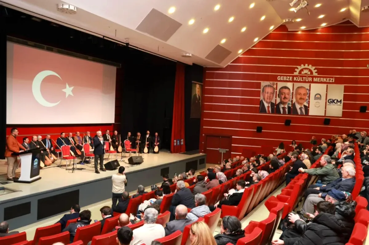 Gebze'de Aşıklar Gecesi Yoğun İlgiyle Gerçekleşti Gebze'de Aşıklar Gecesi Yoğun İlgiyle Gerçekleşti
