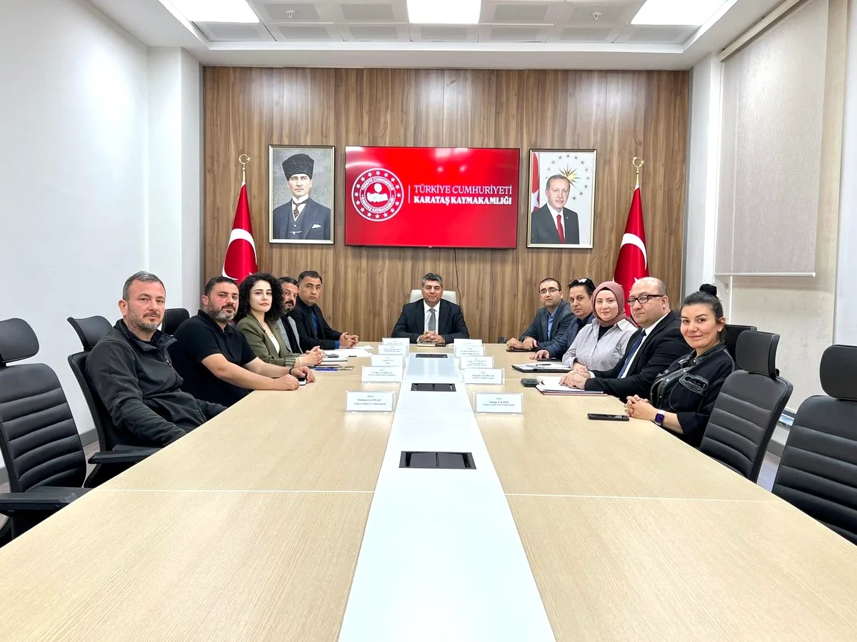 Karataş'ta Gençler İçin Kapsamlı Proje Dönemi Başlıyor Karataş'ta Gençler İçin Kapsamlı Proje Dönemi Başlıyor