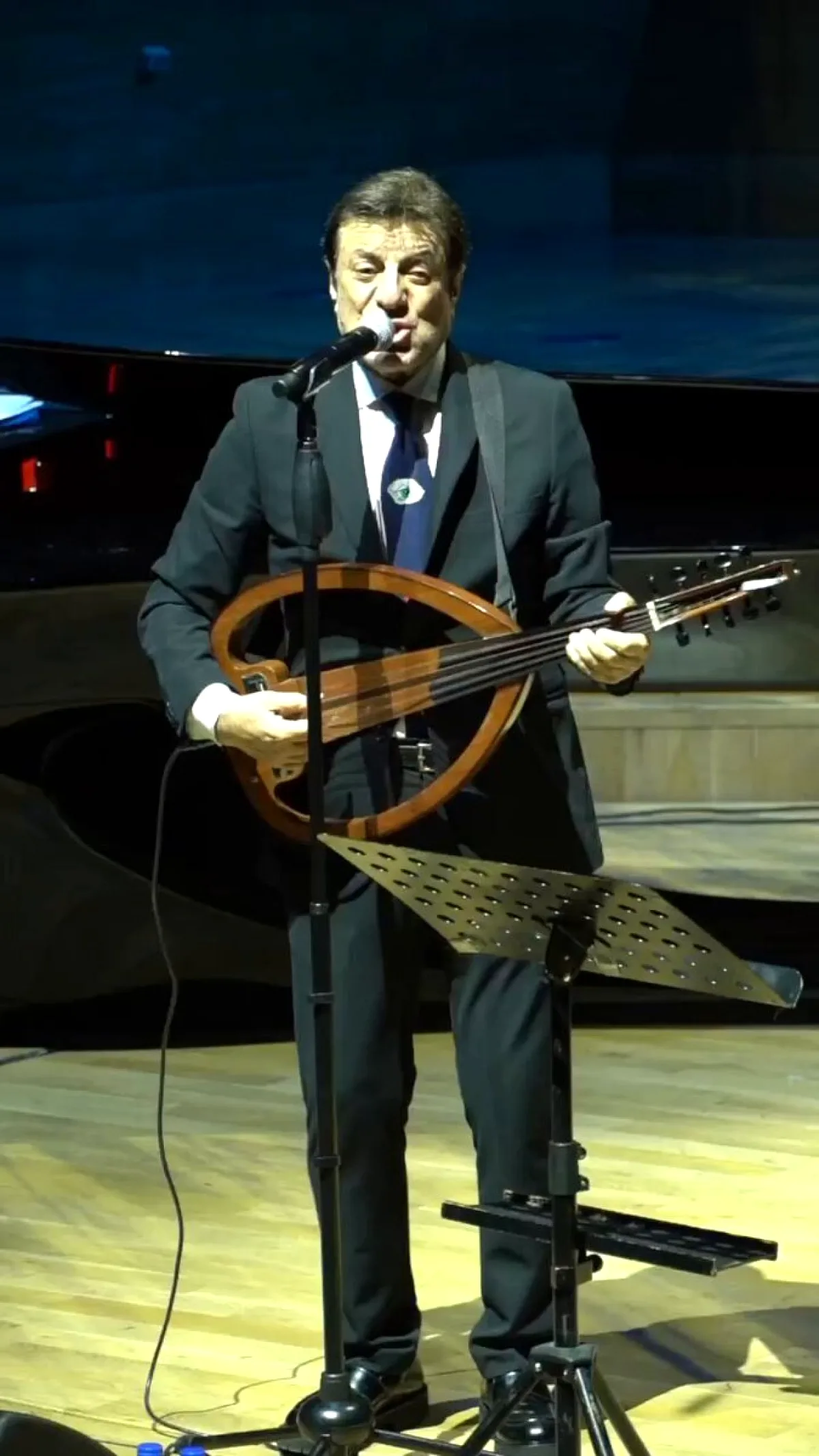 Coşkun Sabah'tan Ankara'da Unutulmaz Senfonik Konser Coşkun Sabah'tan Ankara'da Unutulmaz Senfonik Konser