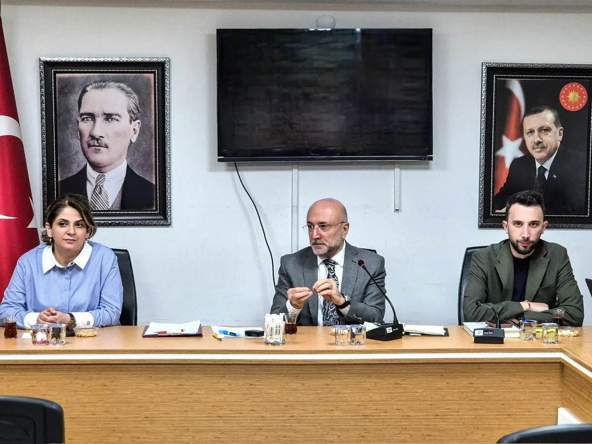 Afyonkarahisar'da Ak Parti İl Yönetimi Toplandı: Yeni Projeler Masada Afyonkarahisar'da Ak Parti İl Yönetimi Toplandı: Yeni Projeler Masada