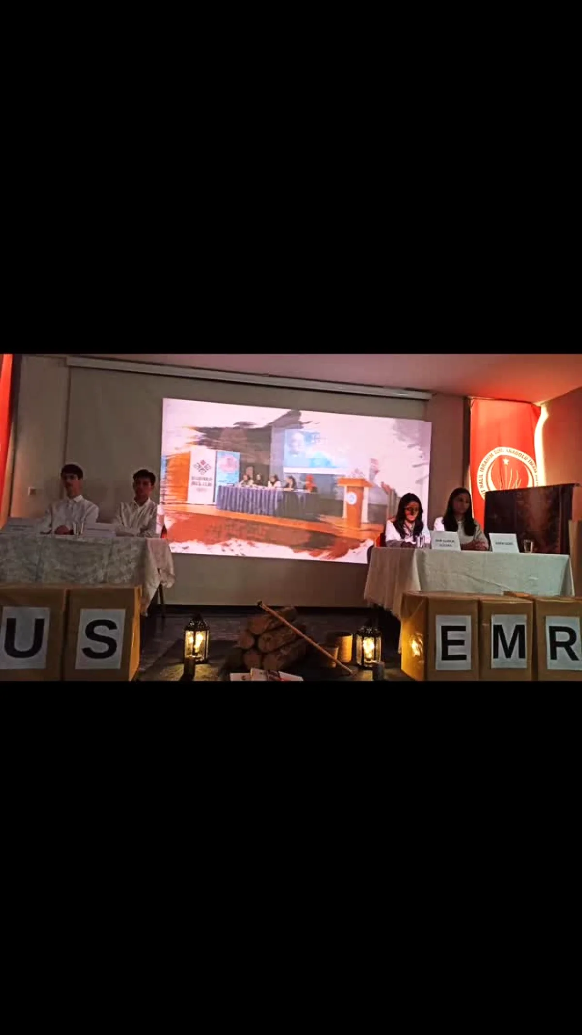 Yunus Emre'nin izinde! Çatalca'daki panelde öğrencilerden unutulmaz sunumlar Yunus Emre'nin izinde! Çatalca'daki panelde öğrencilerden unutulmaz sunumlar