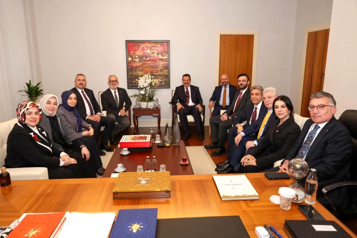 Tuğba Işık Ercan, Nilhan Ayan'ı Yeni Görevinde Tebrik Etti Tuğba Işık Ercan, Nilhan Ayan'ı Yeni Görevinde Tebrik Etti