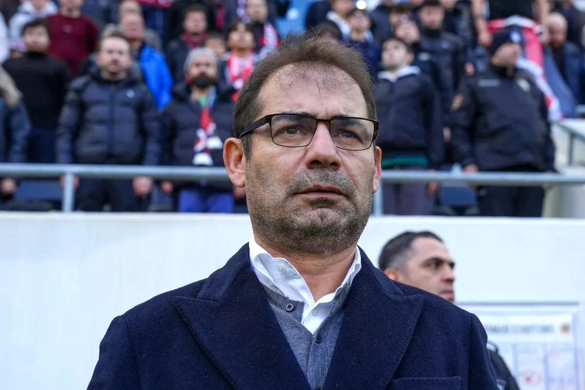 Metin Diyadin'in Gençlerbirliği'nden Gönderilme Nedeni: Başkanla Yaşanan Prim Krizi Metin Diyadin'in Gençlerbirliği'nden Gönderilme Nedeni: Başkanla Yaşanan Prim Krizi