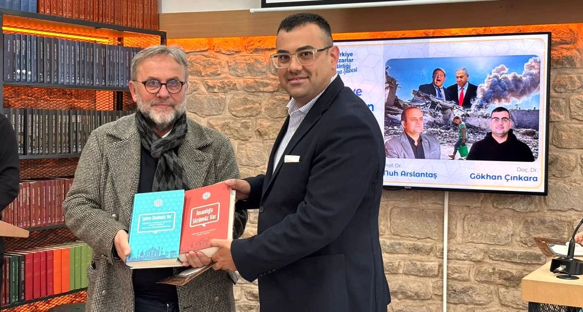 Konya'da Gazze ve İsrail'in Radikalleşmesi Masaya Yatırıldı Konya'da Gazze ve İsrail'in Radikalleşmesi Masaya Yatırıldı