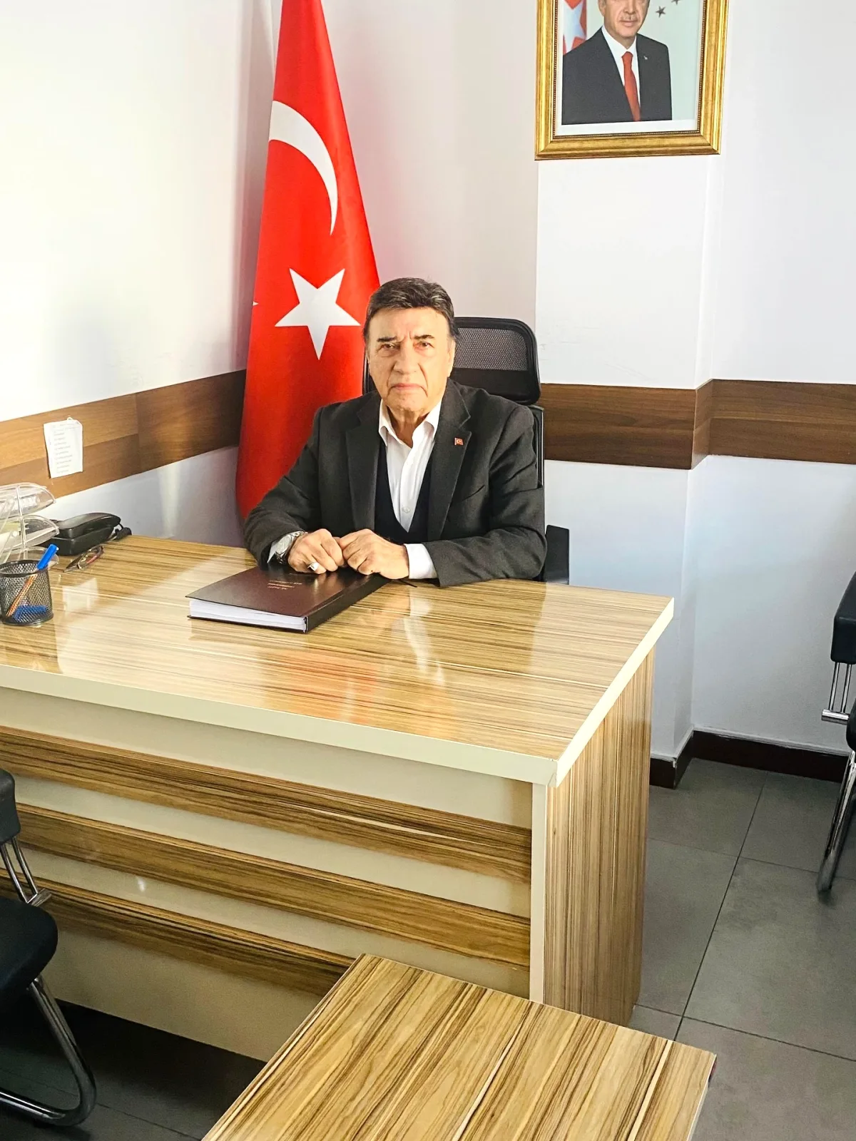 Yenimahalle AK Parti'de Bugünün Nöbetçi Üyesi Ekrem ÜÇÜNCÜ Yenimahalle AK Parti'de Bugünün Nöbetçi Üyesi Ekrem ÜÇÜNCÜ