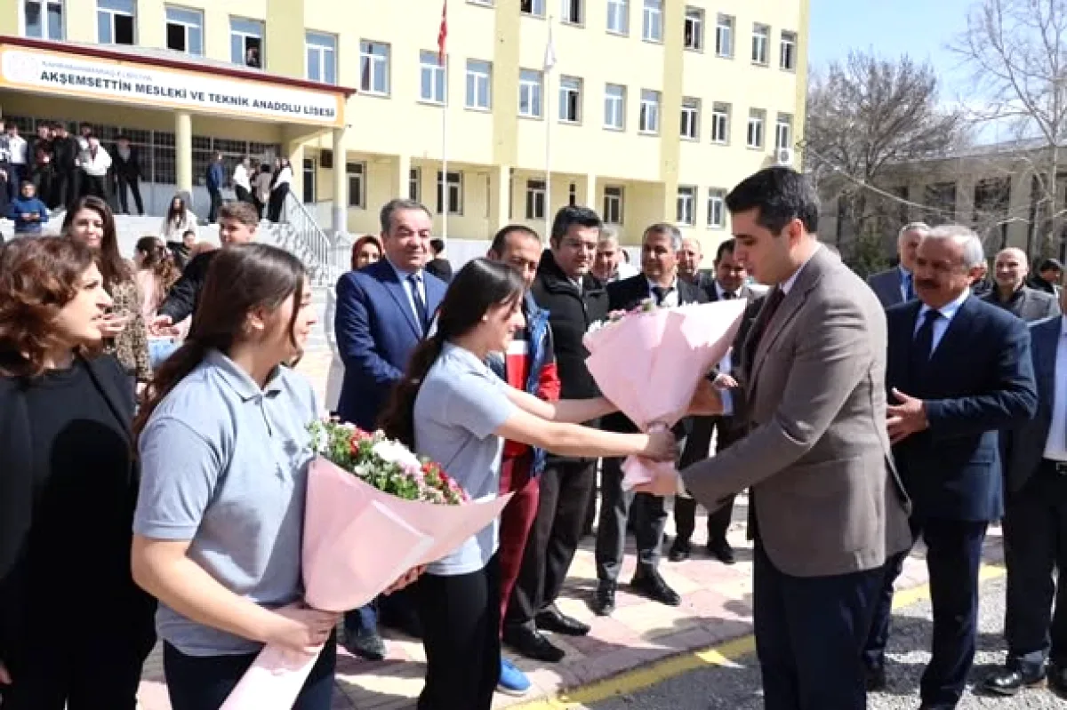 Elbistan'da Kültürel Miras Eğitimi: Öğrenciler Geçmişle Buluştu Elbistan'da Kültürel Miras Eğitimi: Öğrenciler Geçmişle Buluştu