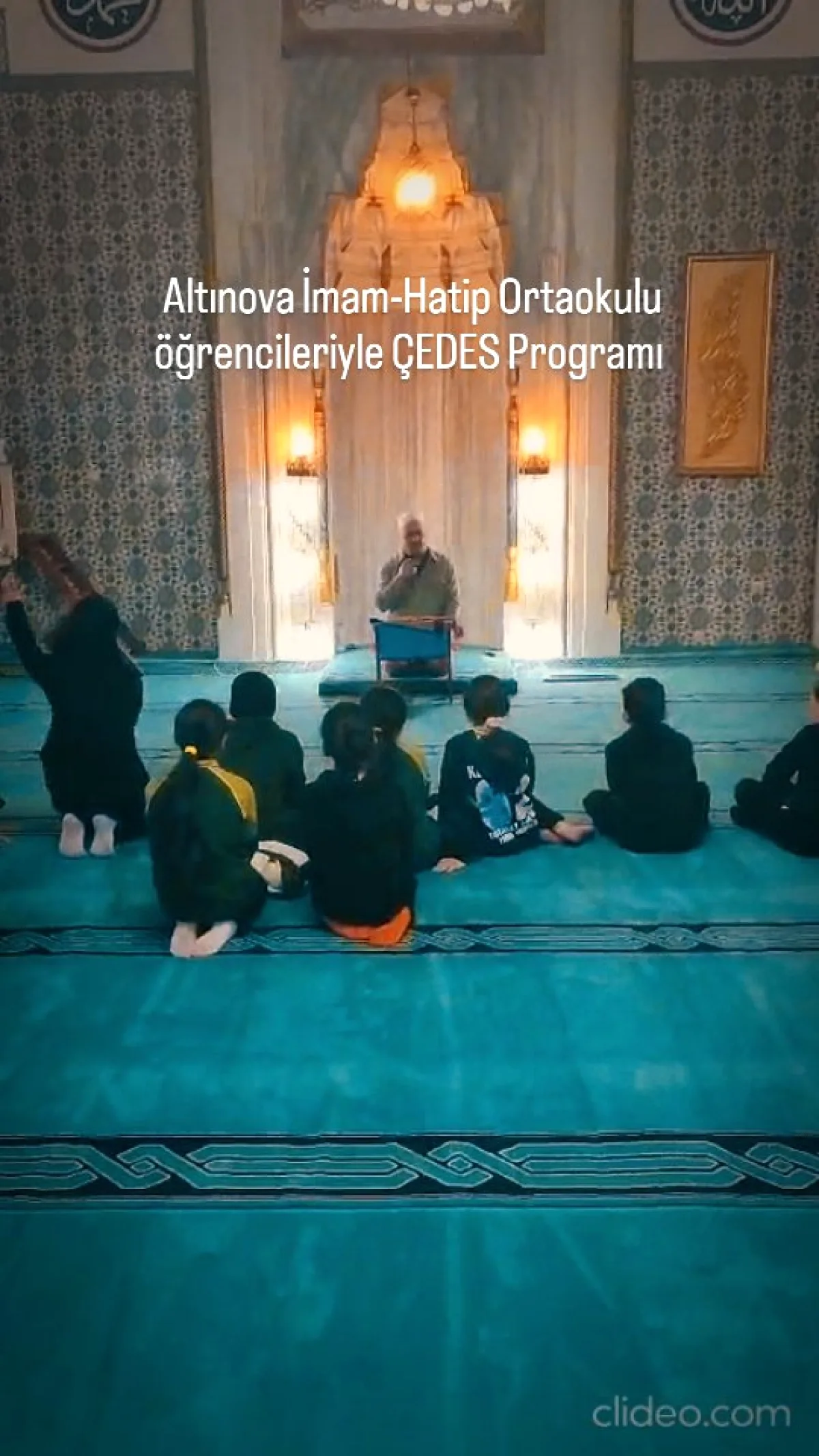Altınova'da Öğrenciler Cami İklimini Teneffüs Etti Altınova'da Öğrenciler Cami İklimini Teneffüs Etti