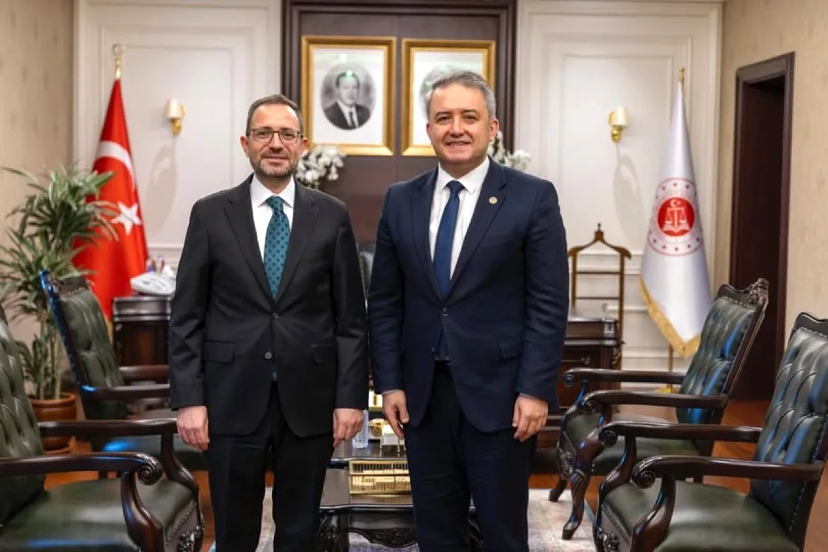 Şahin, AK Partili Hemşehrilerini TBMM'de Ağırladı Şahin, AK Partili Hemşehrilerini TBMM'de Ağırladı