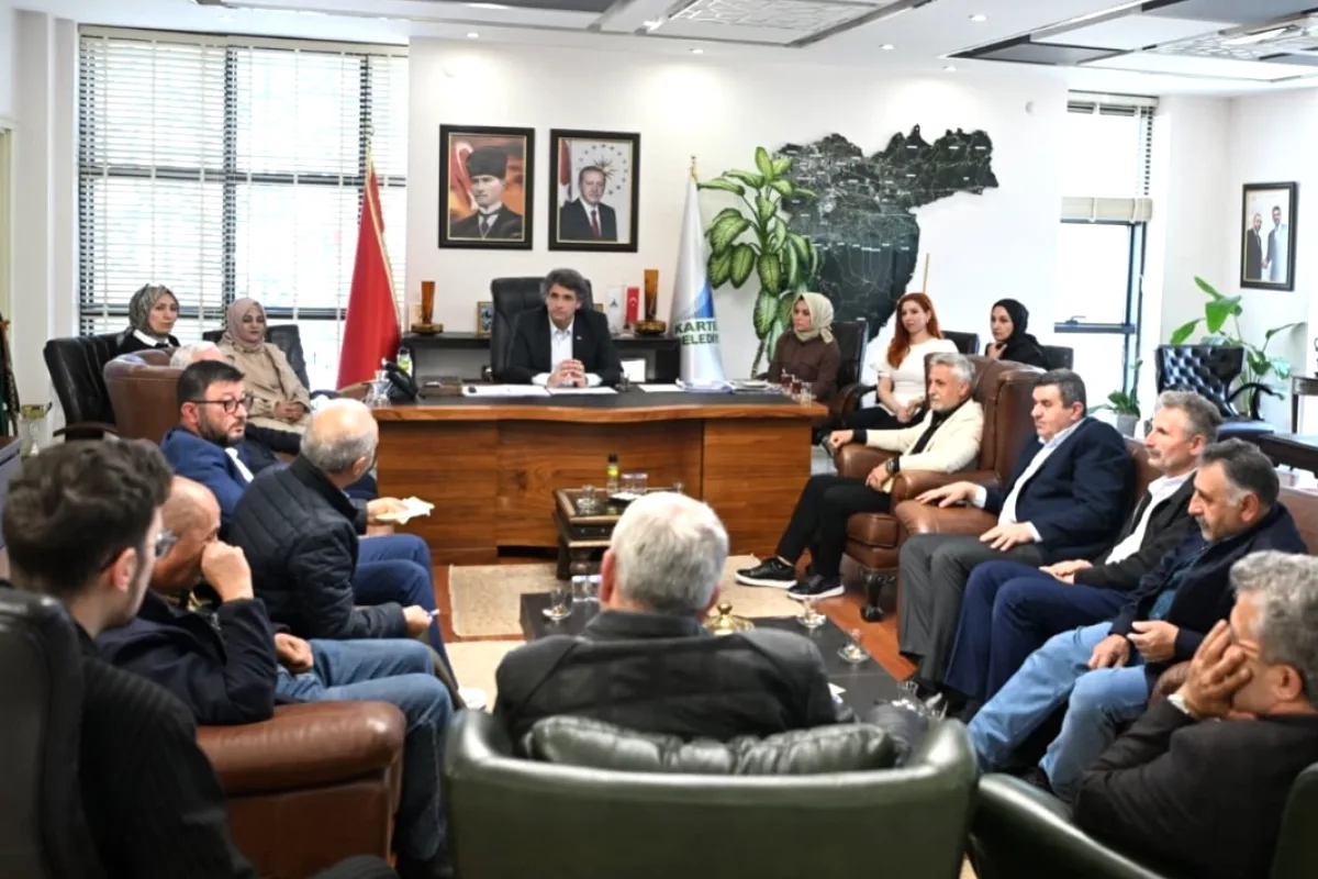 Başkan Kocaman'dan Dumlupınar Teşkilatına Teşekkür Başkan Kocaman'dan Dumlupınar Teşkilatına Teşekkür