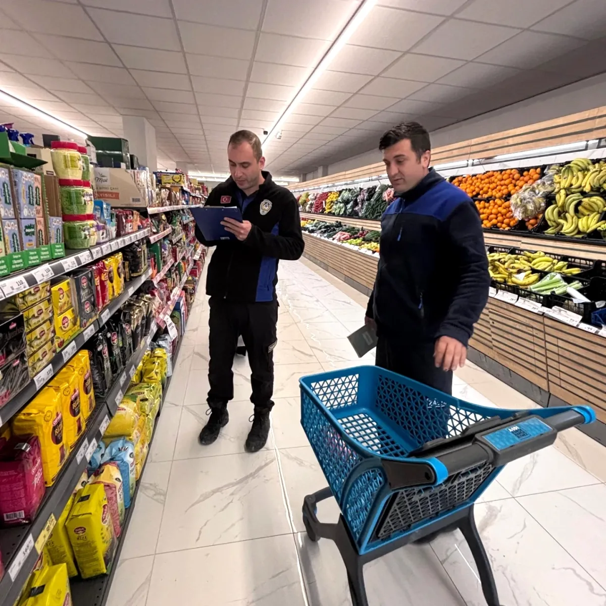Termal'de Market Denetimleri Sıkı Şekilde Devam Ediyor Termal'de Market Denetimleri Sıkı Şekilde Devam Ediyor