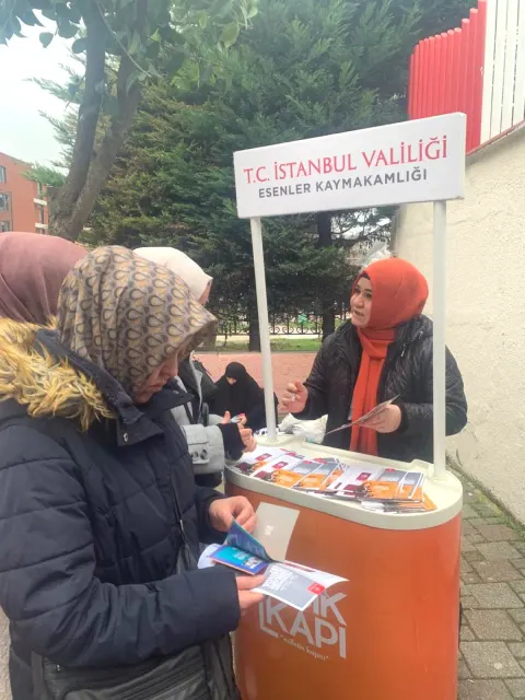 Esenler'de Kadına Şiddetle Mücadele İçin 3 Ayda 1.200 Broşür Dağıtıldı