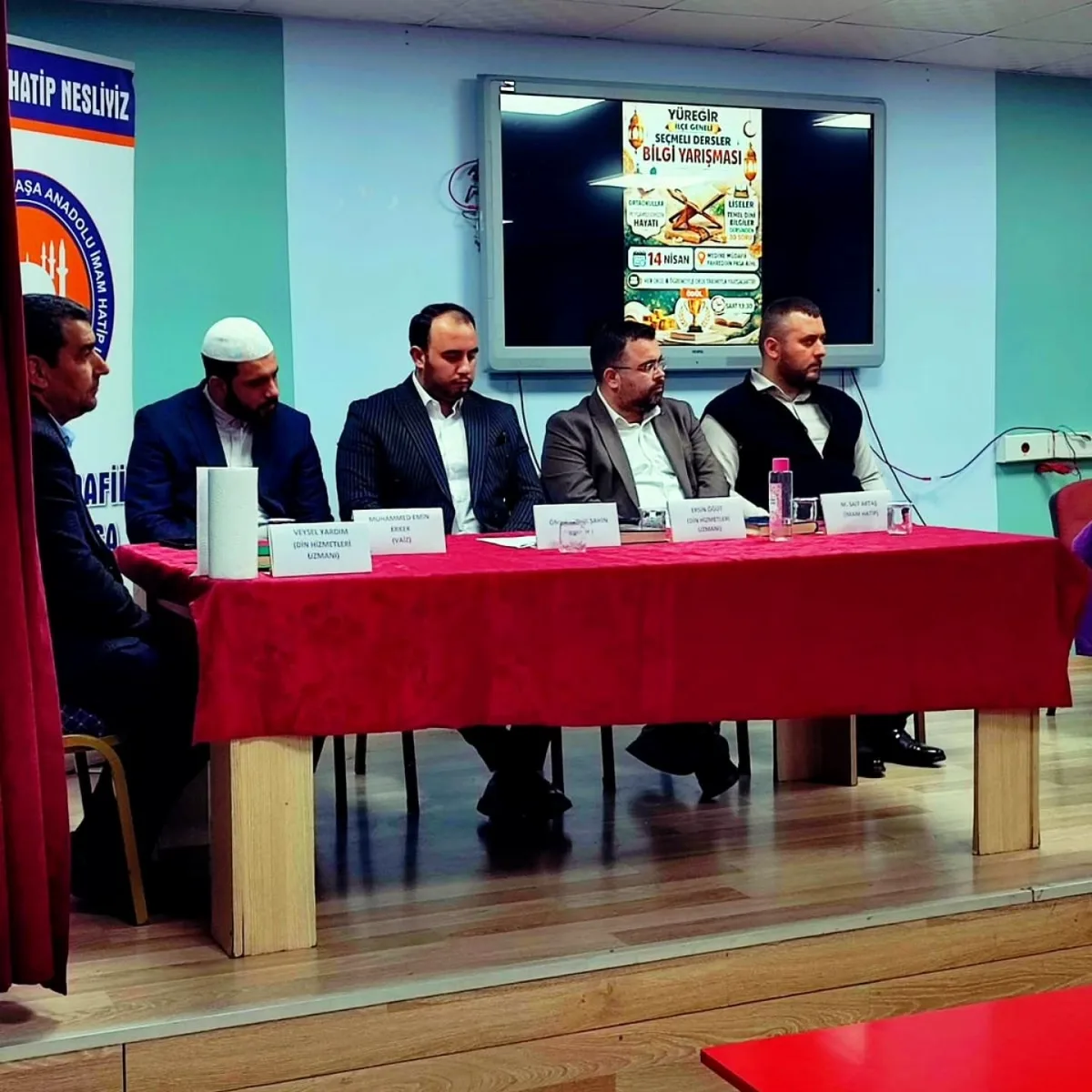 Yüreğir'de İlk Kez Kur'an-ı Kerim Yarışması Düzenlendi Yüreğir'de İlk Kez Kur'an-ı Kerim Yarışması Düzenlendi