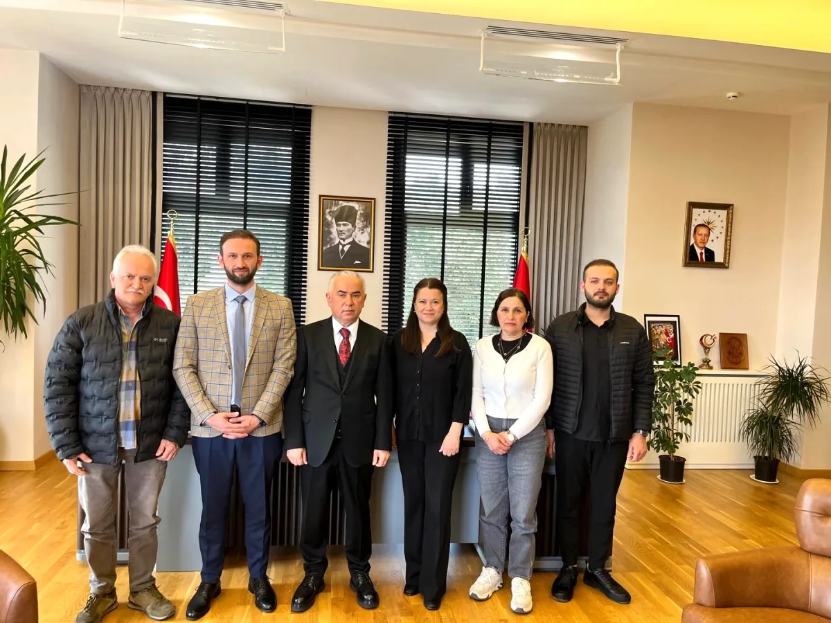 Şile Esnaf Odası Kaymakam Çit ile İstişarede Bulundu Şile Esnaf Odası Kaymakam Çit ile İstişarede Bulundu