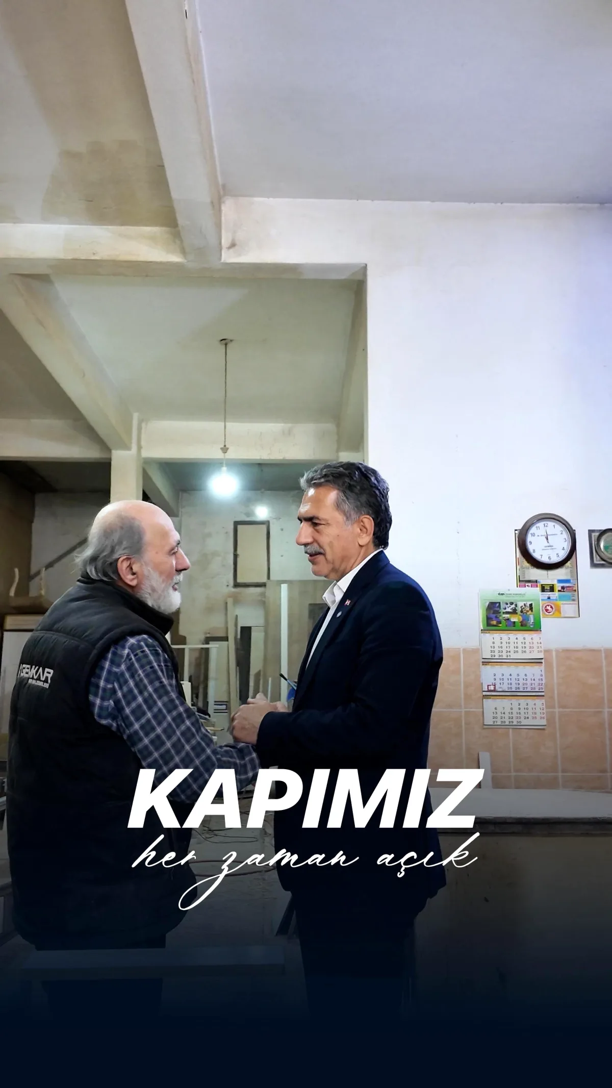 Gemlik Belediye Başkanı Şükrü Deviren'den "Sahada Çözüm" Vurgusu Gemlik Belediye Başkanı Şükrü Deviren'den "Sahada Çözüm" Vurgusu