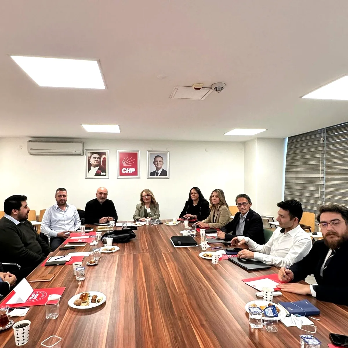 CHP'li Yanıkömeroğlu Ulaştırma Saha Çalışmalarını Planladı CHP'li Yanıkömeroğlu Ulaştırma Saha Çalışmalarını Planladı