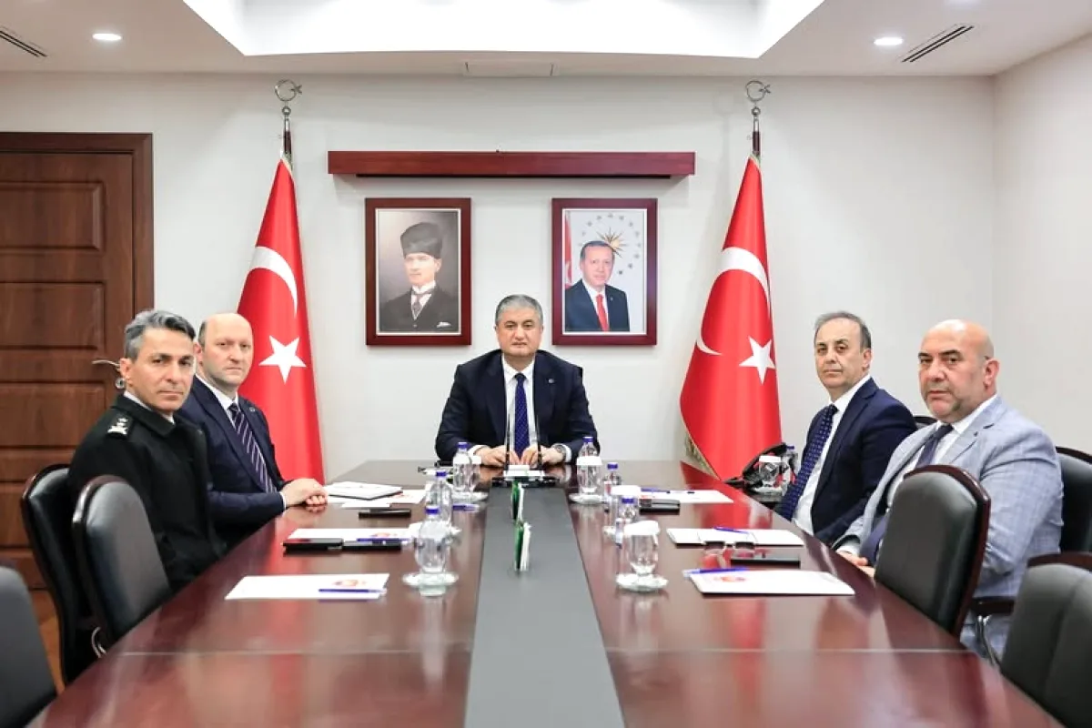 Adana'da Okul Güvenliği İçin Önemli Toplantı: Yeni Tedbirler Planlandı Adana'da Okul Güvenliği İçin Önemli Toplantı: Yeni Tedbirler Planlandı