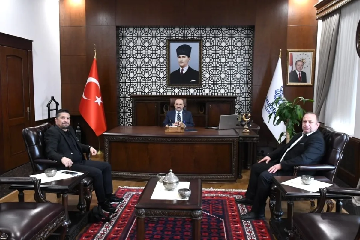 Balıkesir Valisi İsmail Ustaoğlu'na İş Dünyası ve Turizm Sektöründen Ziyaret Balıkesir Valisi İsmail Ustaoğlu'na İş Dünyası ve Turizm Sektöründen Ziyaret