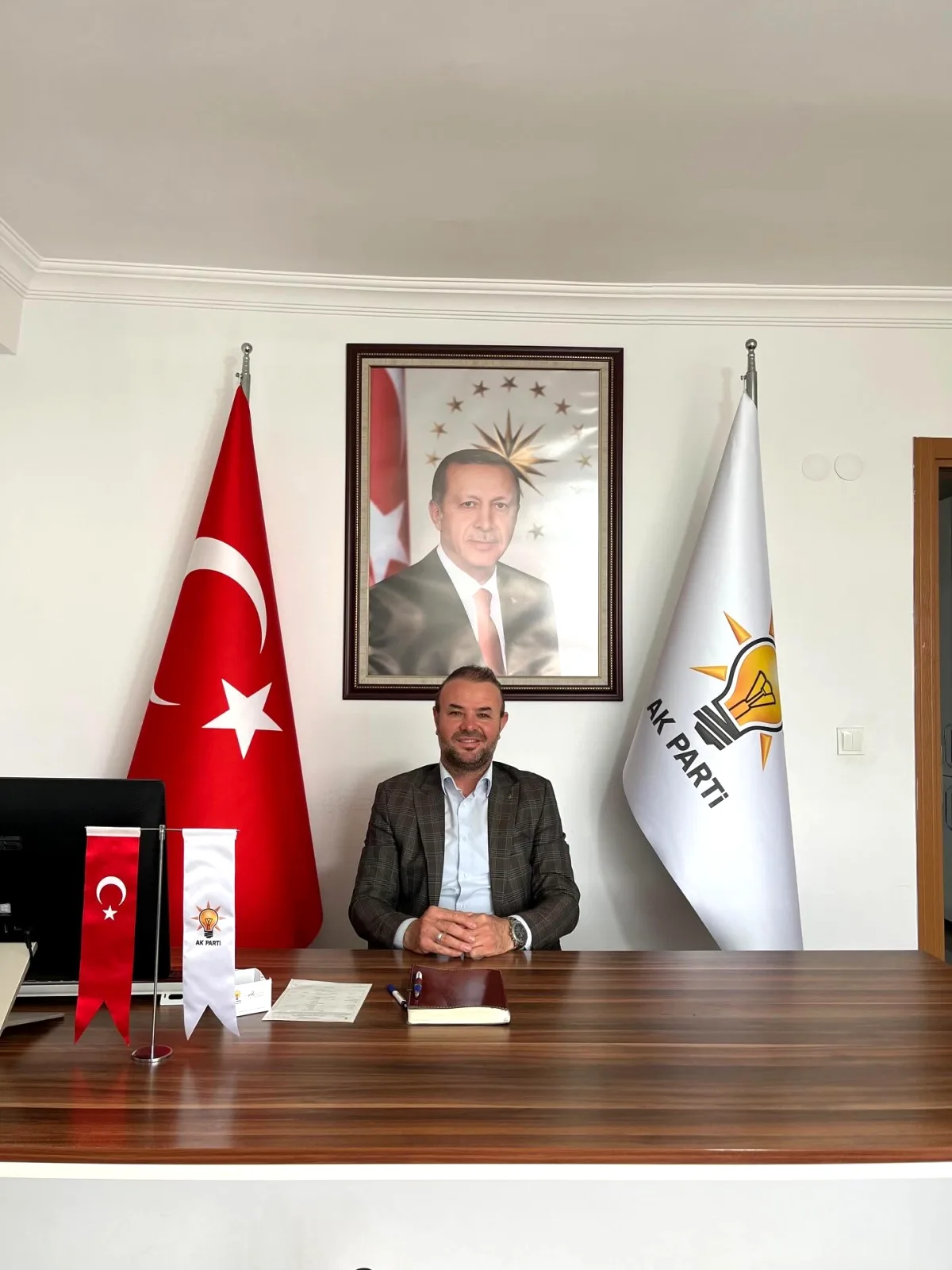 Serik AK Parti Nöbetçi Üyesi Bugün Abdurrahim UMUTLU Serik AK Parti Nöbetçi Üyesi Bugün Abdurrahim UMUTLU