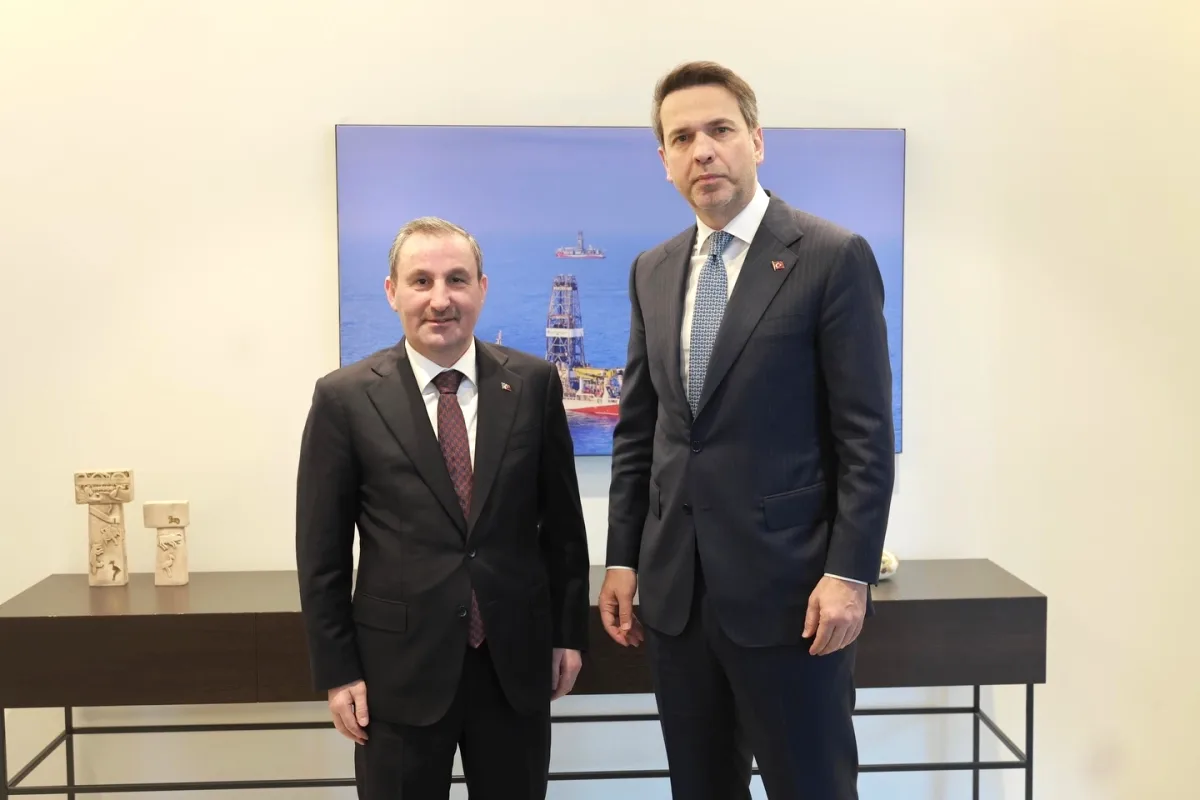 Sultanbeyli'de Enerji Hatları İçin Bakan Ziyareti Sultanbeyli'de Enerji Hatları İçin Bakan Ziyareti