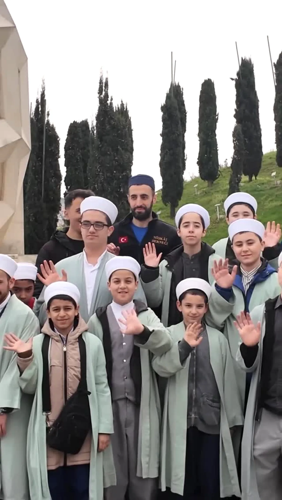 Arnavutköy'de Gençler Tarih ve Kültür Turunda Buluştu Arnavutköy'de Gençler Tarih ve Kültür Turunda Buluştu