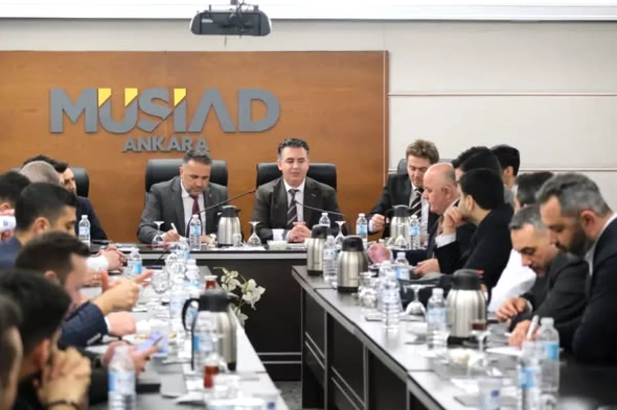 MÜSİAD Ankara'da Yapay Zeka Konferansı: KOBİ'ler Dijital Dönüşümle Rekabette Nasıl Öne Çıkabilir? MÜSİAD Ankara'da Yapay Zeka Konferansı: KOBİ'ler Dijital Dönüşümle Rekabette Nasıl Öne Çıkabilir?