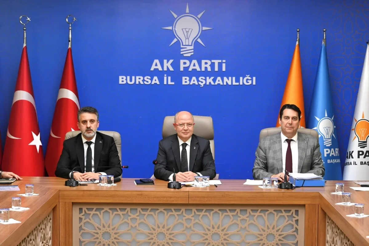 Bursa'da AK Parti Grup ve Meclis Toplantıları Yapıldı Bursa'da AK Parti Grup ve Meclis Toplantıları Yapıldı