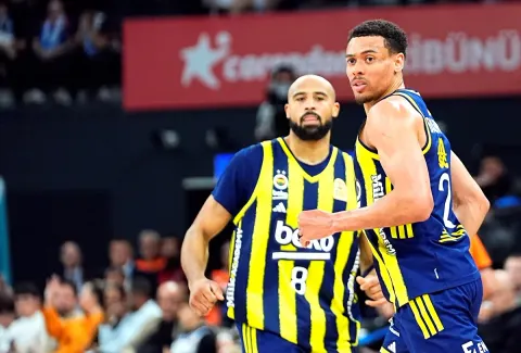 Fenerbahçe Beko, ASVEL Karşısında Devre Arasında Önde