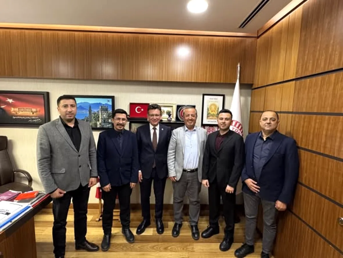 Atay Uslu, Kumluca Meclis Üyelerini TBMM'de Ağırladı Atay Uslu, Kumluca Meclis Üyelerini TBMM'de Ağırladı