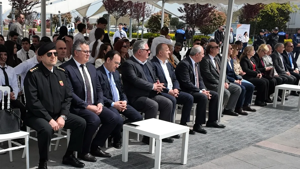 Çınarcık Belediye Başkanı Turizm Haftası Etkinliklerine Katıldı Çınarcık Belediye Başkanı Turizm Haftası Etkinliklerine Katıldı