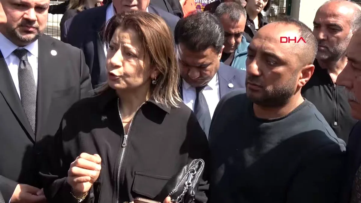 Ayser Çalık Ortaokulu'nda Öğretmenin Örnek Duyarlılığı Ayser Çalık Ortaokulu'nda Öğretmenin Örnek Duyarlılığı