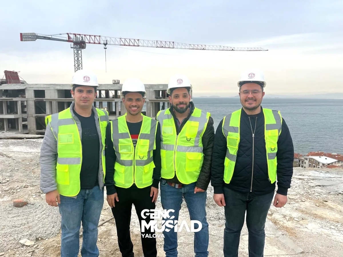 Genç MÜSİAD Yalova, Üye Firmasının Şantiyesinde İncelemede Bulundu Genç MÜSİAD Yalova, Üye Firmasının Şantiyesinde İncelemede Bulundu