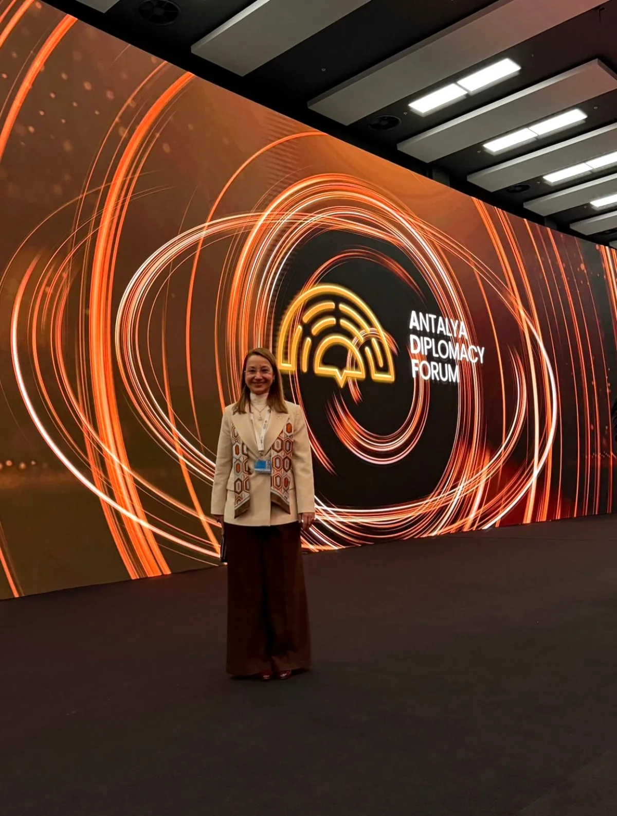 Derya Bakbak, Antalya Diplomasi Forumu'na Katıldı Derya Bakbak, Antalya Diplomasi Forumu'na Katıldı
