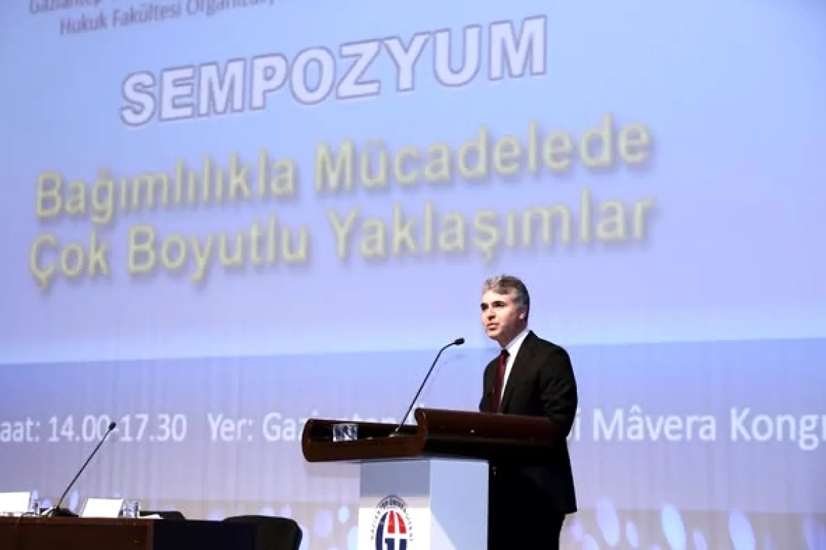 Gaziantep'te Bağımlılıkla Mücadele Sempozyumu: Yargı ve Akademi Güç Birliği Gaziantep'te Bağımlılıkla Mücadele Sempozyumu: Yargı ve Akademi Güç Birliği