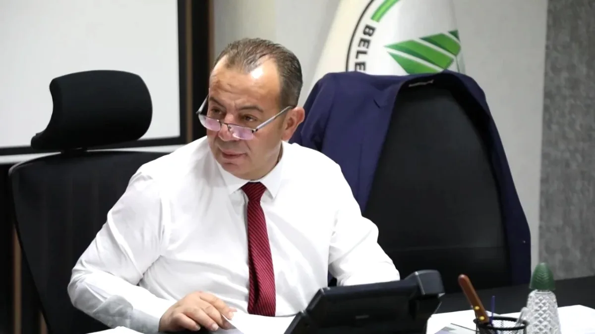 Tanju Özcan'ın Davasında İlk Duruşma: Şoförün Rolü ve Çelişkili İfadeler Tanju Özcan'ın Davasında İlk Duruşma: Şoförün Rolü ve Çelişkili İfadeler