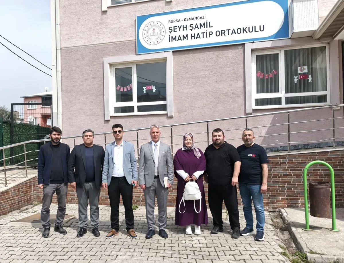 İmam Hatip Okulları Masaya Yatırıldı: LGS Öncesi Kritik Değerlendirme İmam Hatip Okulları Masaya Yatırıldı: LGS Öncesi Kritik Değerlendirme