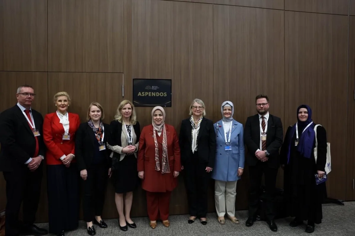 NATO ve Türkiye Kadın Temsilini Güçlendirmek İçin Antalya'da Buluştu NATO ve Türkiye Kadın Temsilini Güçlendirmek İçin Antalya'da Buluştu