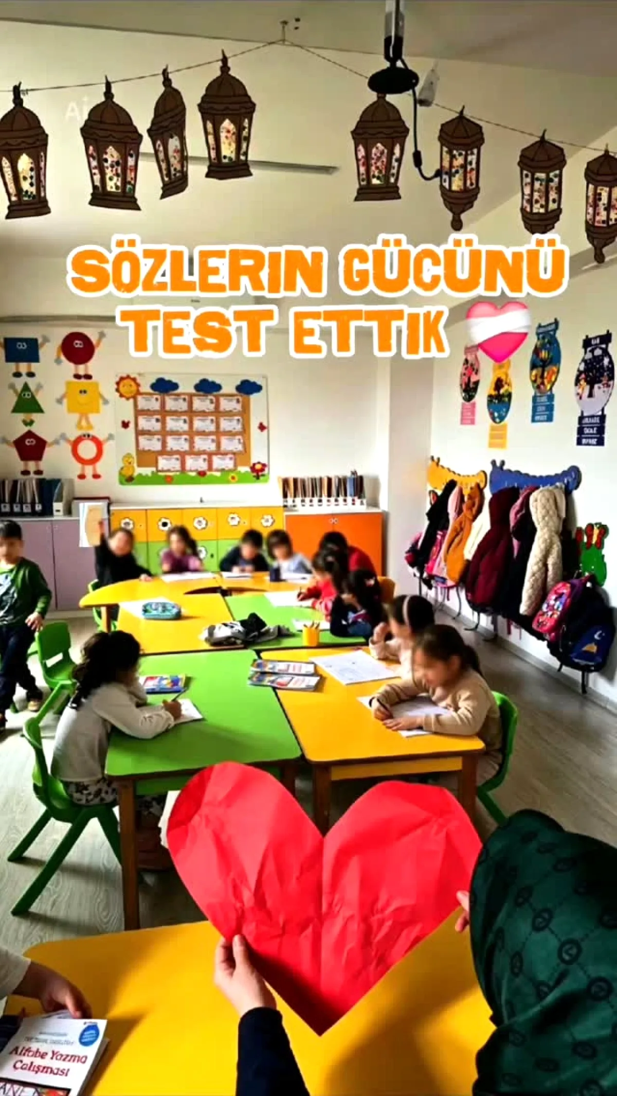 Başiskele'de Çocuklara 'Kalbimi Kırdın' Deneyiyle Nezaket Eğitimi Başiskele'de Çocuklara 'Kalbimi Kırdın' Deneyiyle Nezaket Eğitimi