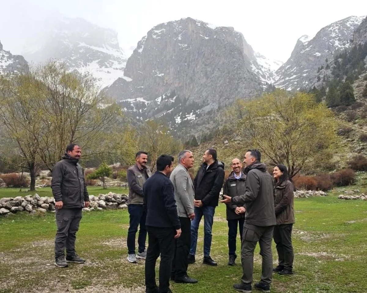 Aladağlar Milli Parkı'nda İnceleme: Doğa Koruma ve Yerel İş Birliği Masaya Yatırıldı Aladağlar Milli Parkı'nda İnceleme: Doğa Koruma ve Yerel İş Birliği Masaya Yatırıldı