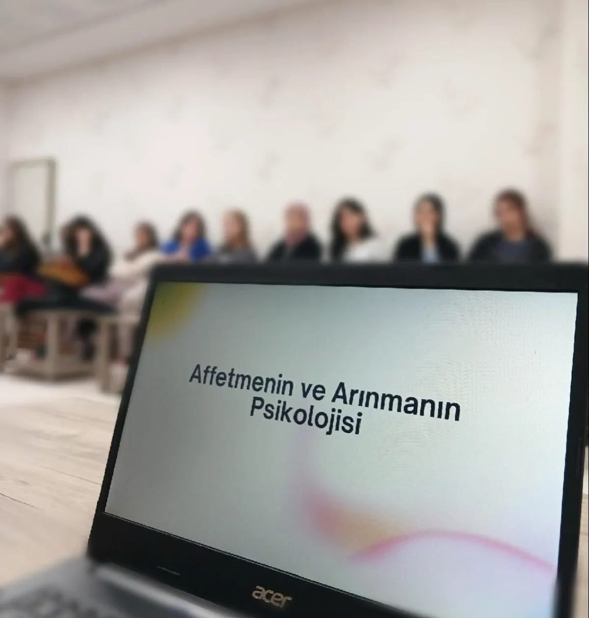 Avcılar'da Öğrencilere Manevi Gelişim Semineri Avcılar'da Öğrencilere Manevi Gelişim Semineri