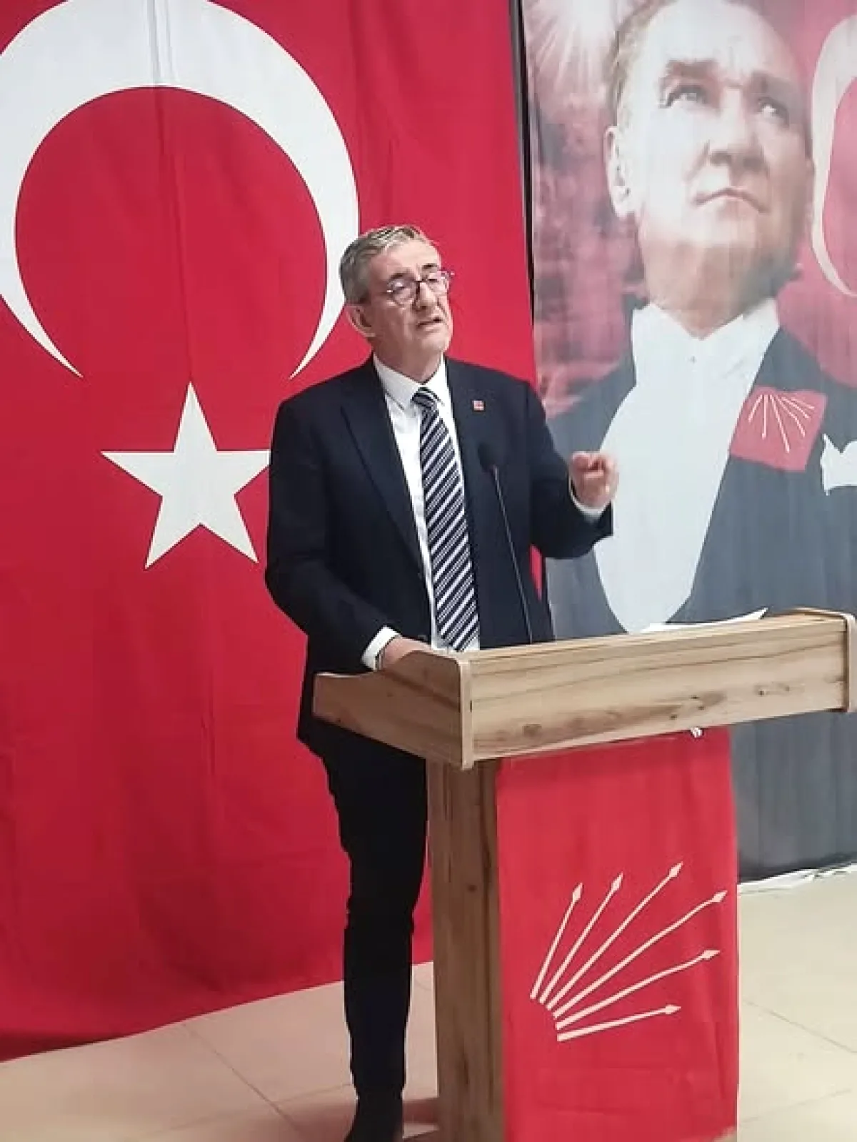 CHP Balıkesir'de 20 İlçe Tamamlandı: "Şimdi İktidar Zamanı" Vurgusu CHP Balıkesir'de 20 İlçe Tamamlandı: "Şimdi İktidar Zamanı" Vurgusu